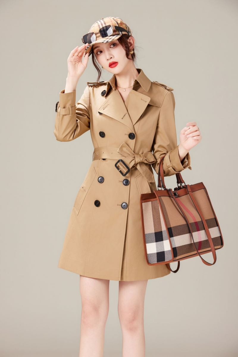 Burberry Outwear